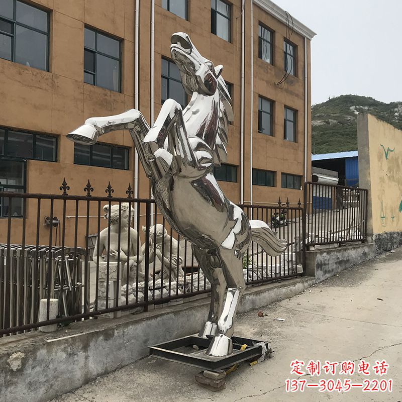 山西不锈钢马雕塑精美绝伦