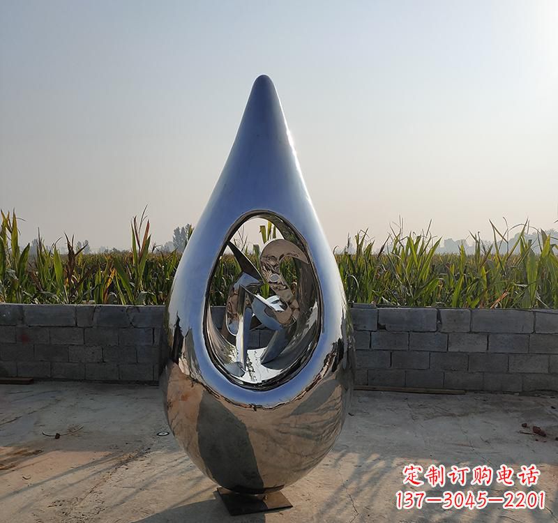山西不锈钢镜面广场水滴雕塑