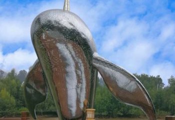 山西大型海边公园水景动物雕塑——不锈钢鲸鱼