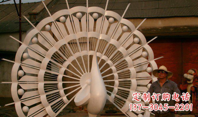 山西不锈钢孔雀开屏雕塑