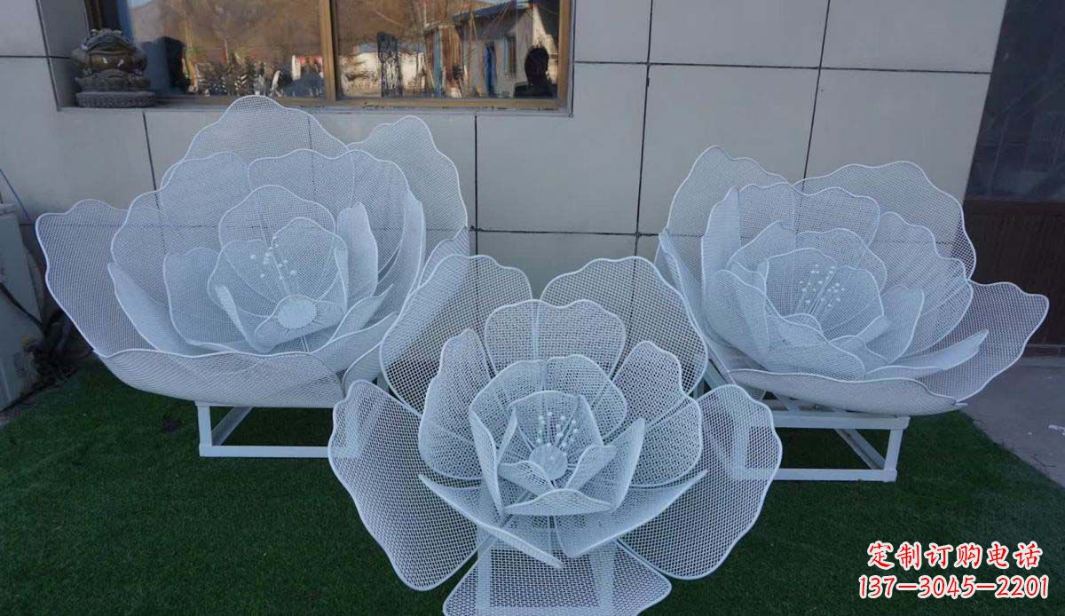 山西不锈钢荷花雕塑一种精美而经久不衰的艺术品
