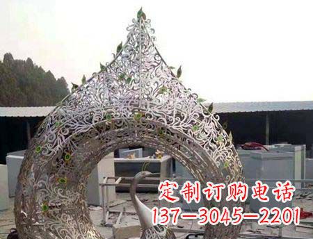 山西不锈钢镂空孔雀雕塑精美的艺术之作