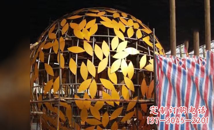 山西不锈钢镂空树叶球景观雕塑