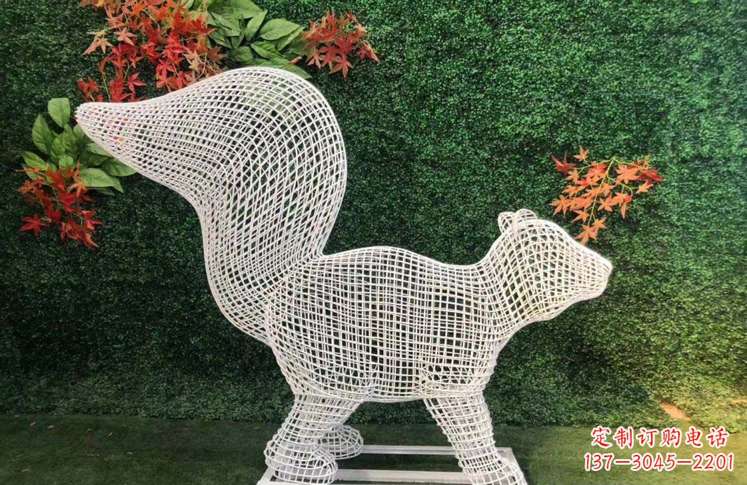 山西不锈钢松鼠雕塑艺术与精美结合