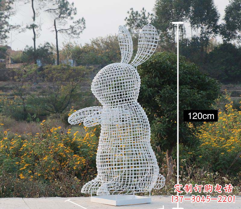 山西不锈钢镂空兔子雕塑1