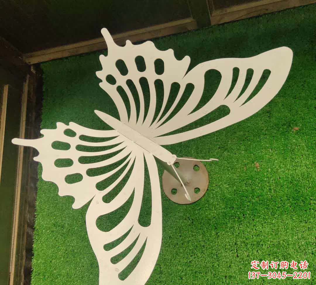 山西不锈钢镂空蝴蝶雕塑灵动翩跹