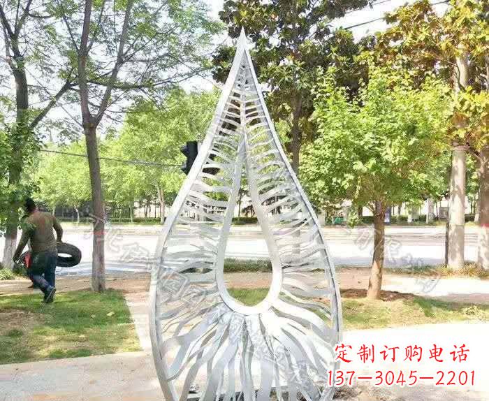 山西不锈钢镂空造型水滴雕塑