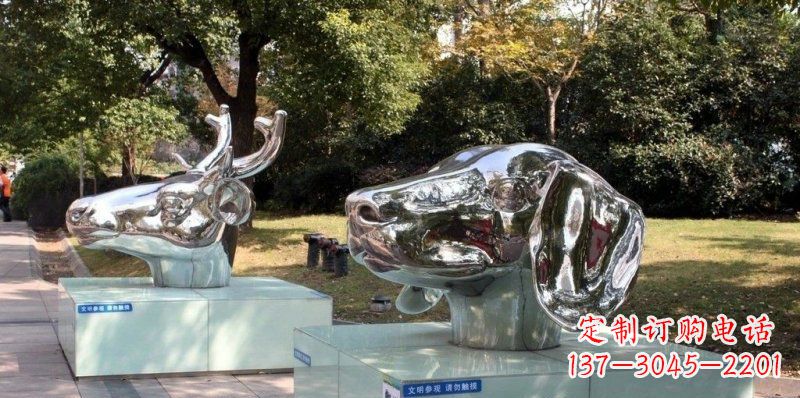 山西不锈钢鹿和狗头公园雕塑