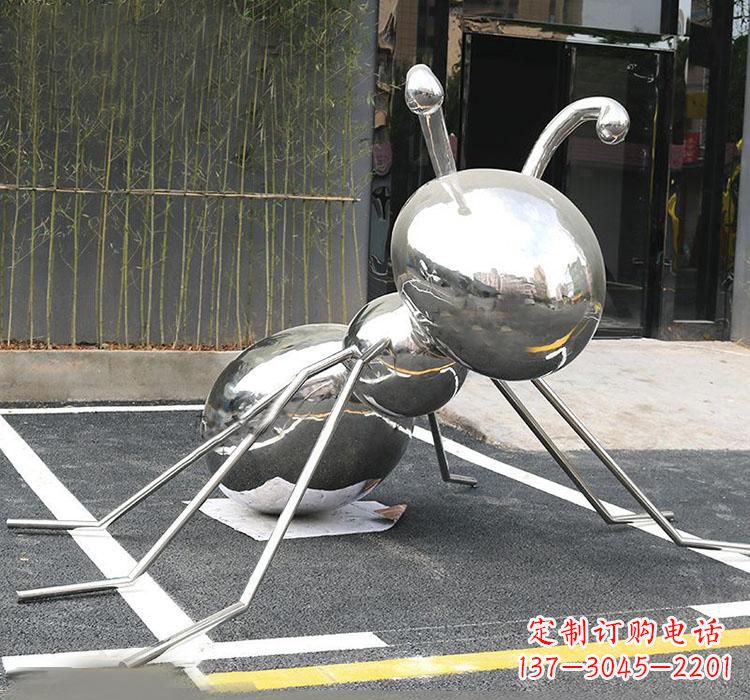 山西不锈钢蚂蚁雕塑象征着勤劳与坚毅