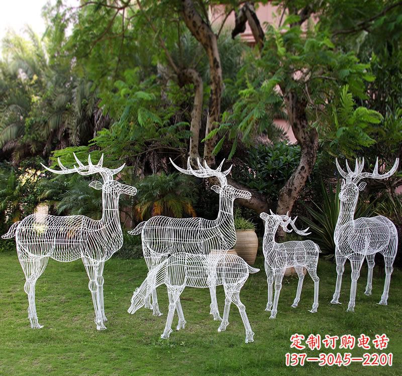 山西不锈钢梅花鹿雕塑美丽的象征