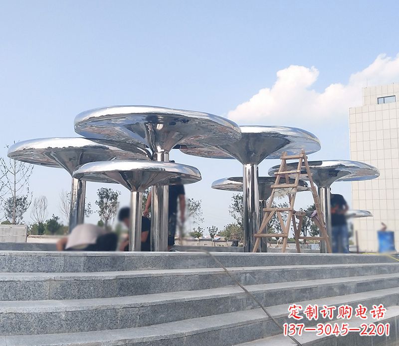 山西不锈钢蘑菇公园景观雕塑