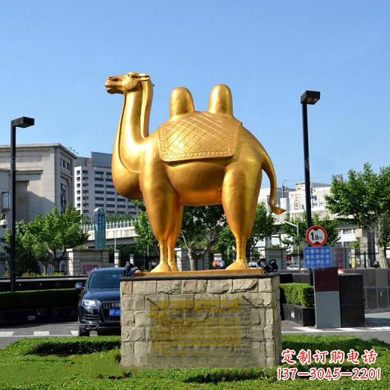 山西不锈钢骆驼雕塑点缀城市绿化