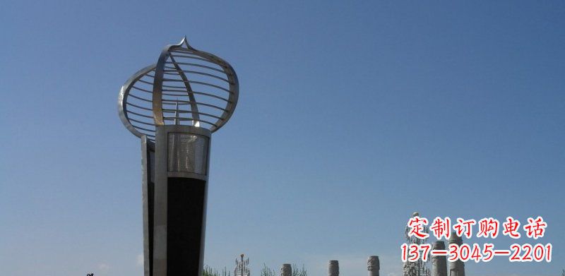 山西不锈钢火炬形雕塑熠熠生辉