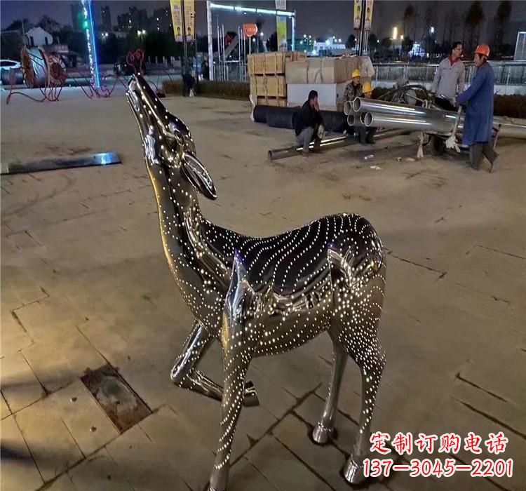 山西时尚优雅的不锈钢小鹿雕塑