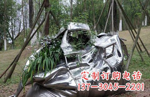 山西不锈钢手提包雕塑2