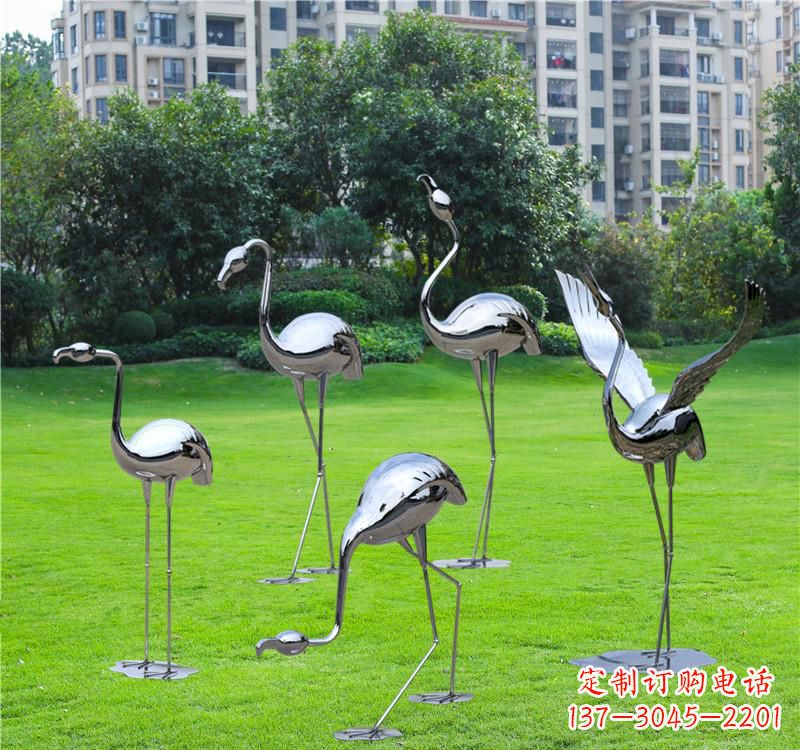 山西不锈钢售楼部仙鹤雕塑