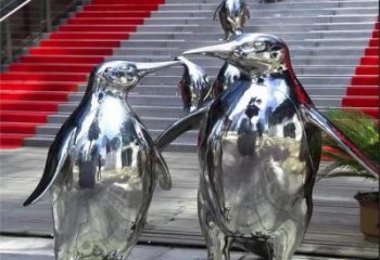 山西不锈钢企鹅雕塑海洋生物的艺术表现