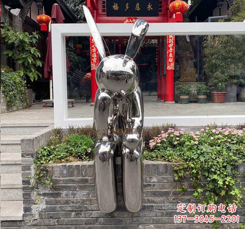 山西不锈钢兔子雕塑精美的艺术作品