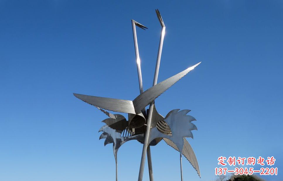 山西不锈钢鸵鸟雕塑精美外形、传神表现