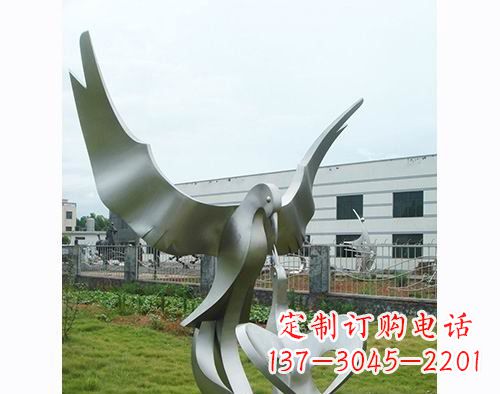 山西面世的不锈钢动物雕塑