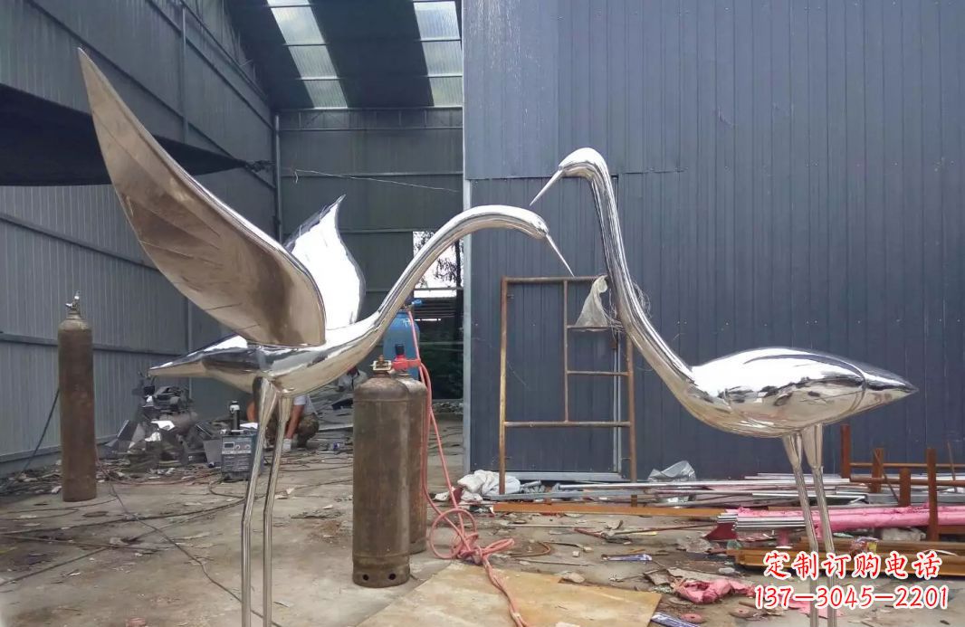 山西不锈钢仙鹤雕塑传承中国文化