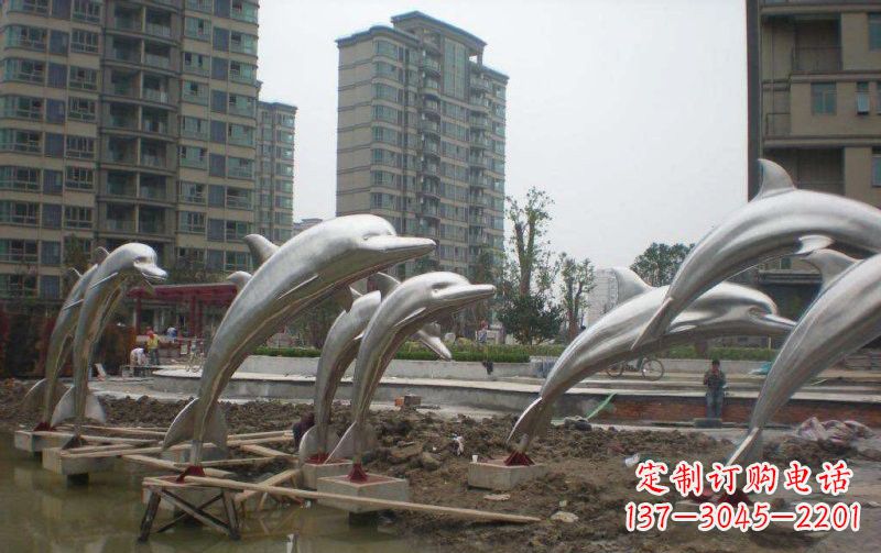 山西海豚雕塑——欣赏不锈钢小区的精美绝伦