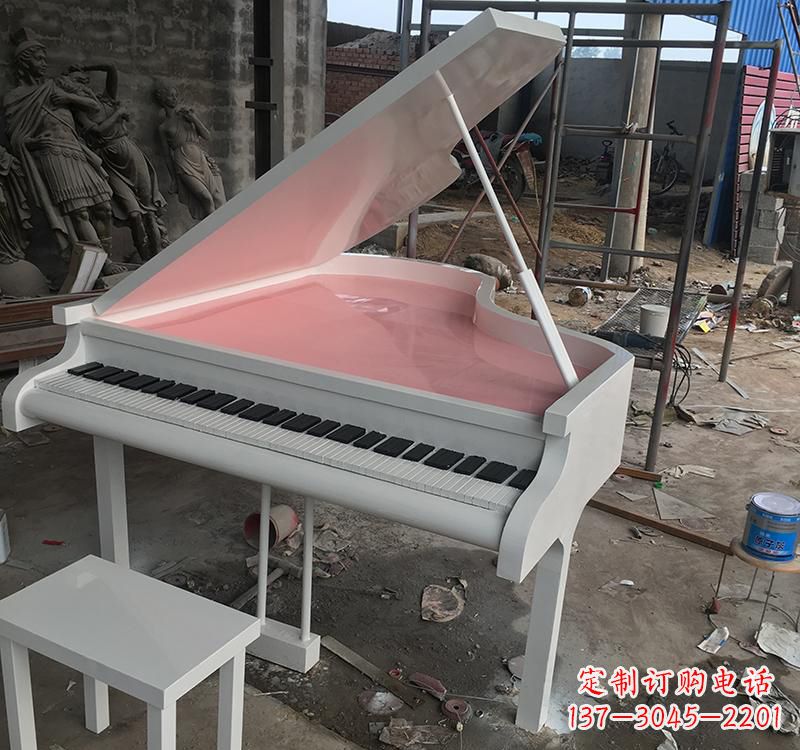 山西不锈钢校园钢琴雕塑