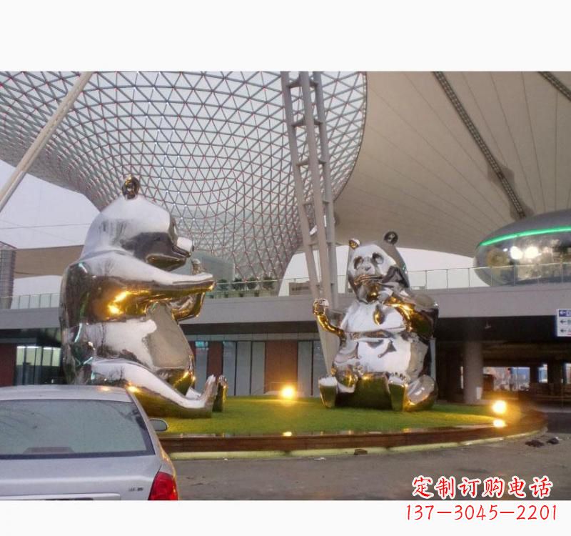山西不锈钢熊猫雕塑象征中国特色文化