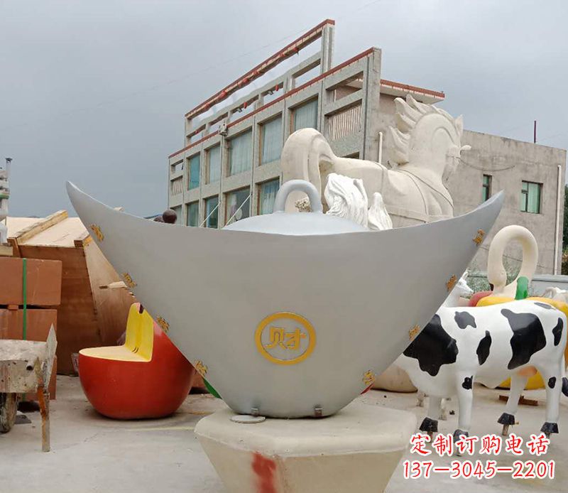山西不锈钢元宝雕塑精美而珍贵