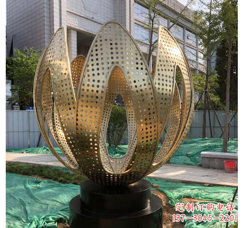 山西不锈钢拱门雕塑以艺术之美装点园林