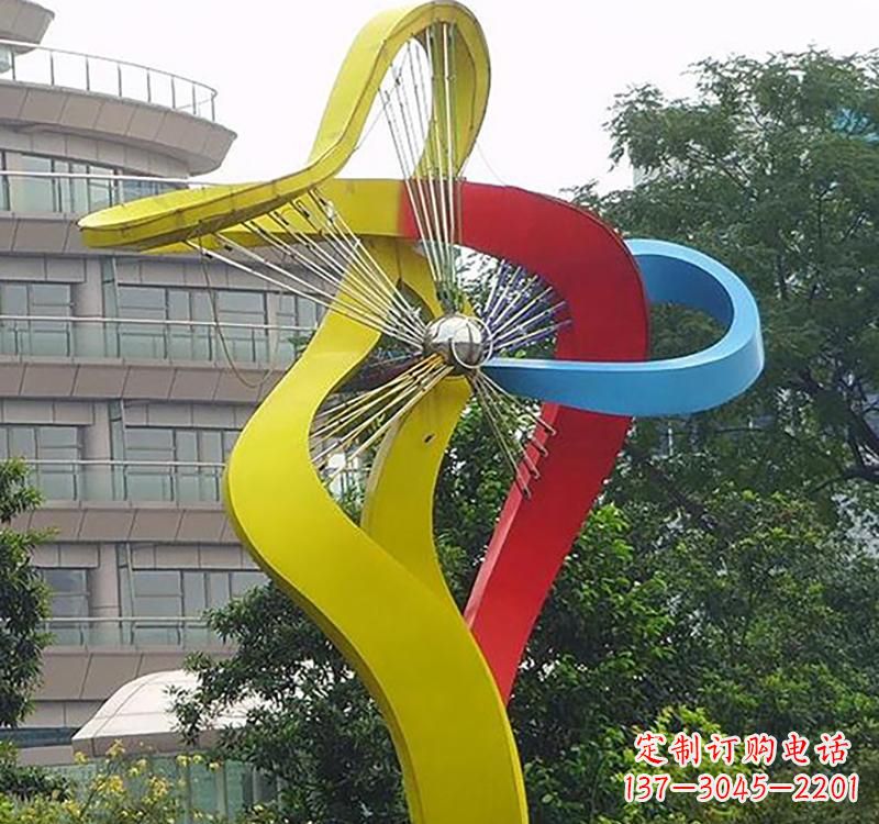 山西不锈钢风车雕塑——烤漆之美