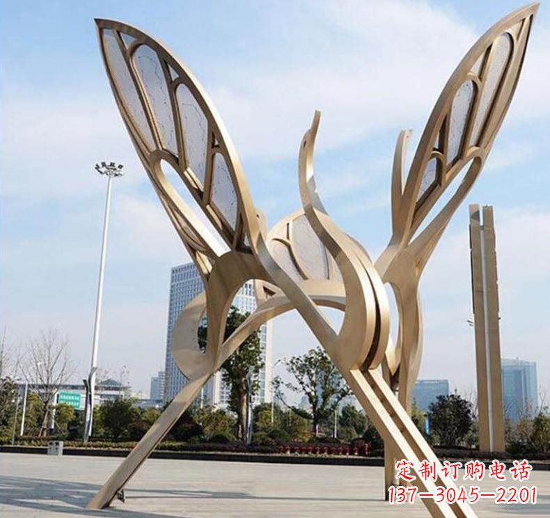 山西不锈钢园林仙鹤雕塑传承传统艺术精髓
