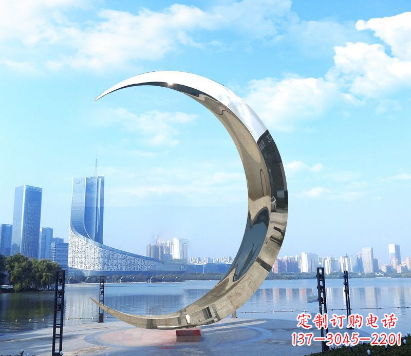山西不锈钢月亮雕塑象征着美丽的月亮