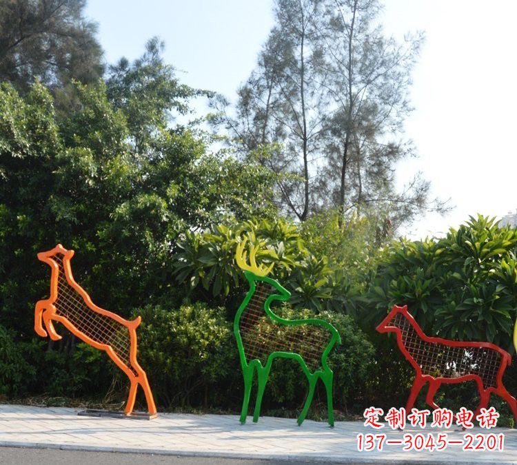 山西彩色不锈钢剪影梅花鹿雕塑