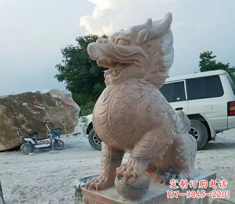山西麒麟雕塑象征传统文化的精灵