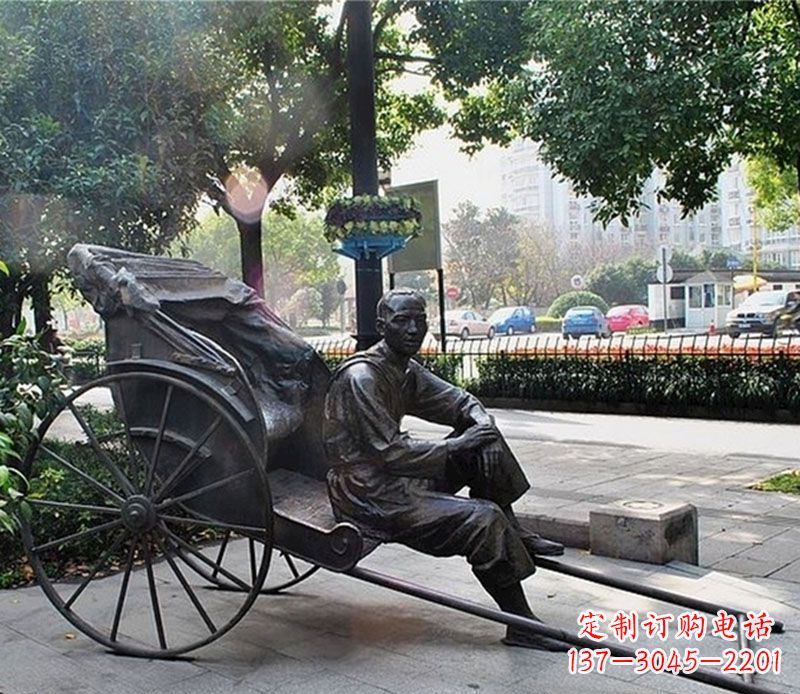 山西城市接头黄包车夫铜雕——记录城市历史的缩影
