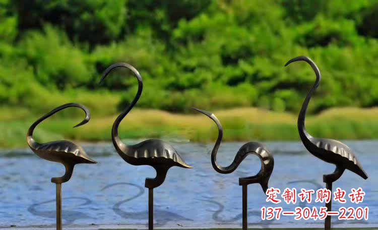 山西抽象几何仙鹤雕塑