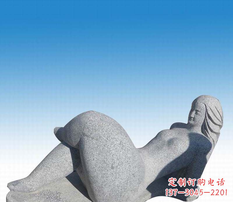 山西活力四射的女孩雕塑