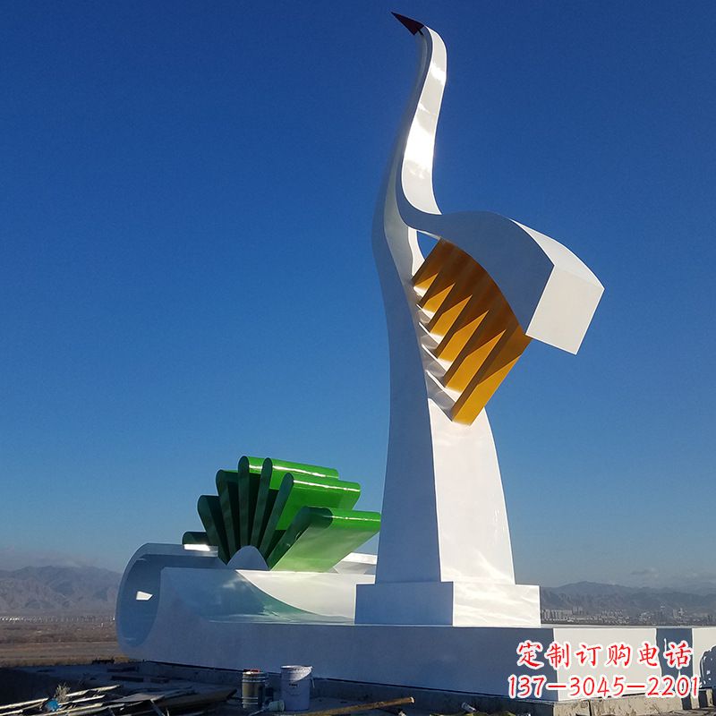 山西抽象仙鹤雕塑