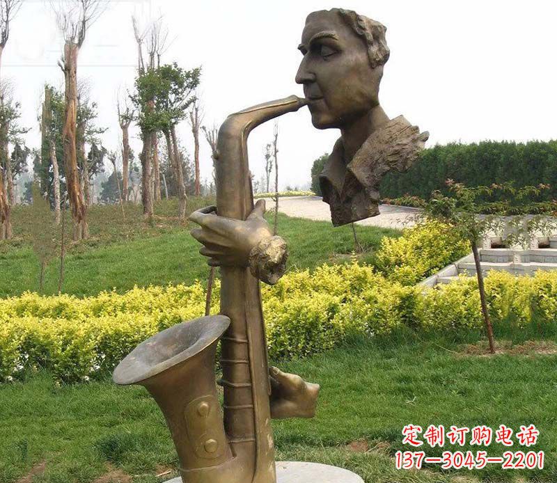 山西萨克斯雕塑艺术的精美表现