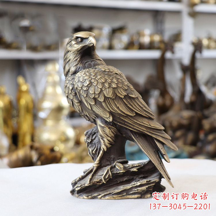 山西纯铜老鹰雕塑传承自然之美