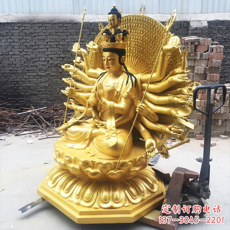 山西精美纯铜千手观音雕塑