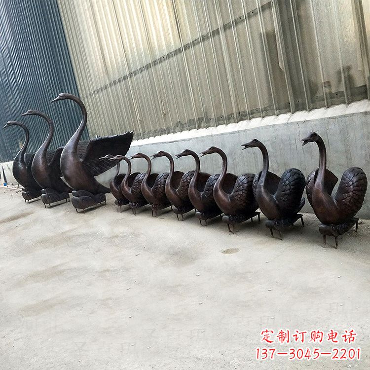 山西纯铜铸造喷水天鹅