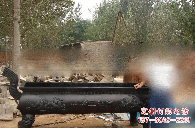 山西祠堂方形香炉铜雕
