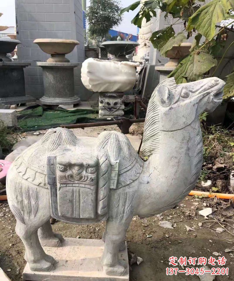 山西精美大理石骆驼雕塑