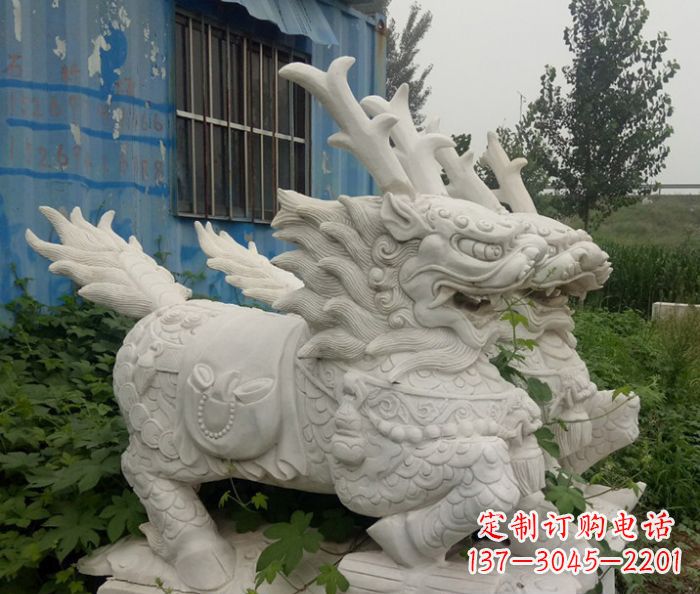 山西精美的大理石麒麟雕塑