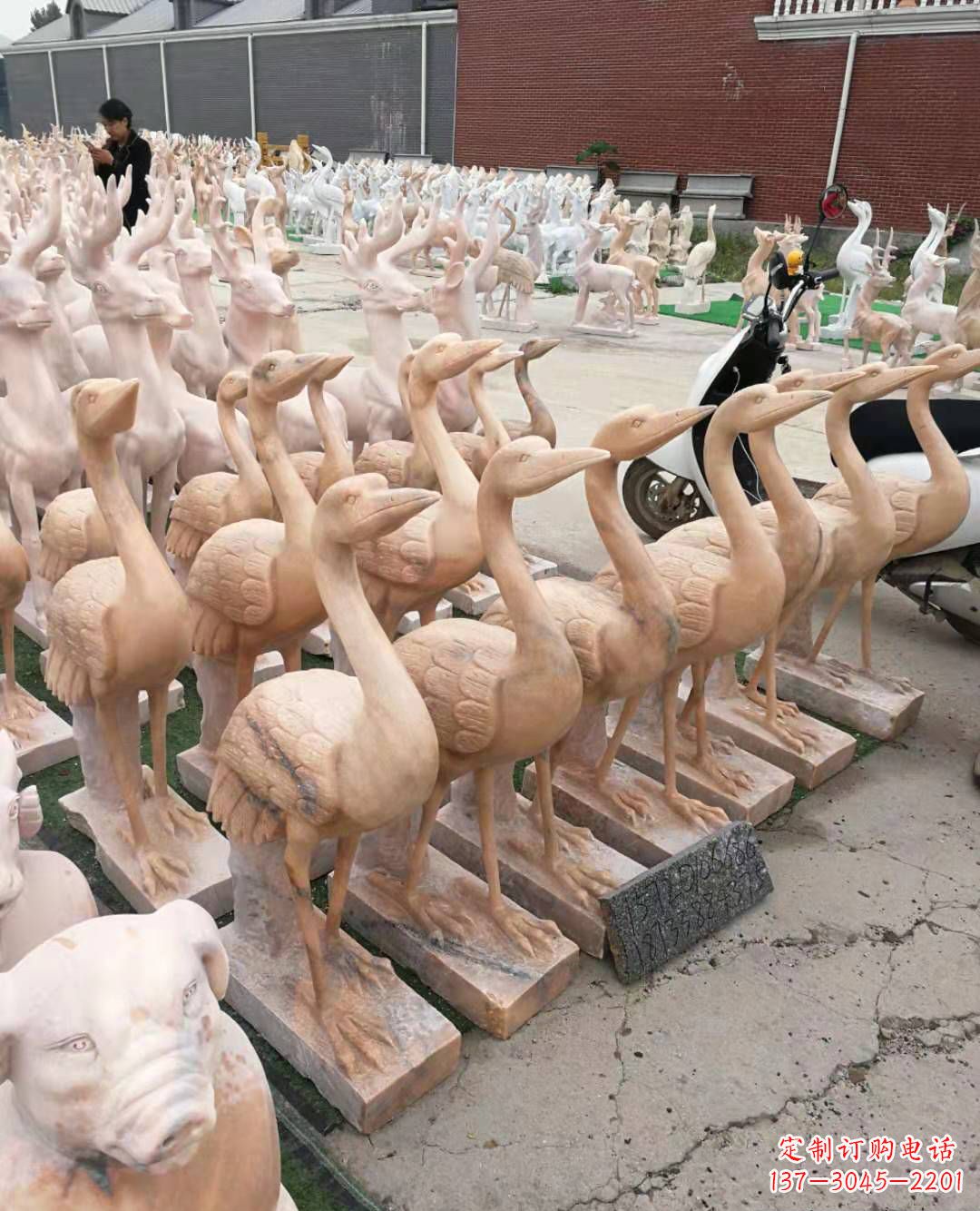 山西丹顶鹤大理石雕塑