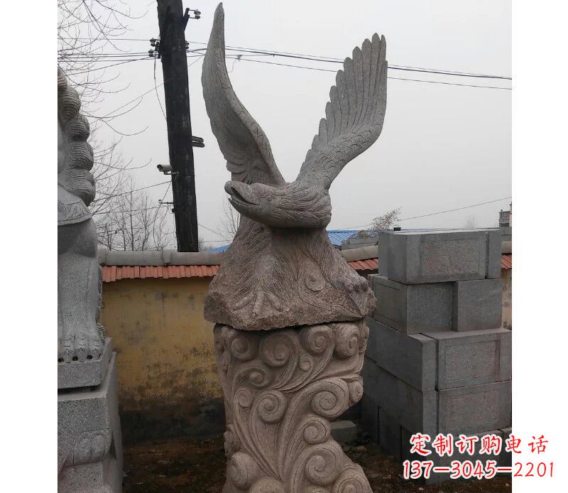 山西绚丽振翅的大理石雄鹰雕塑