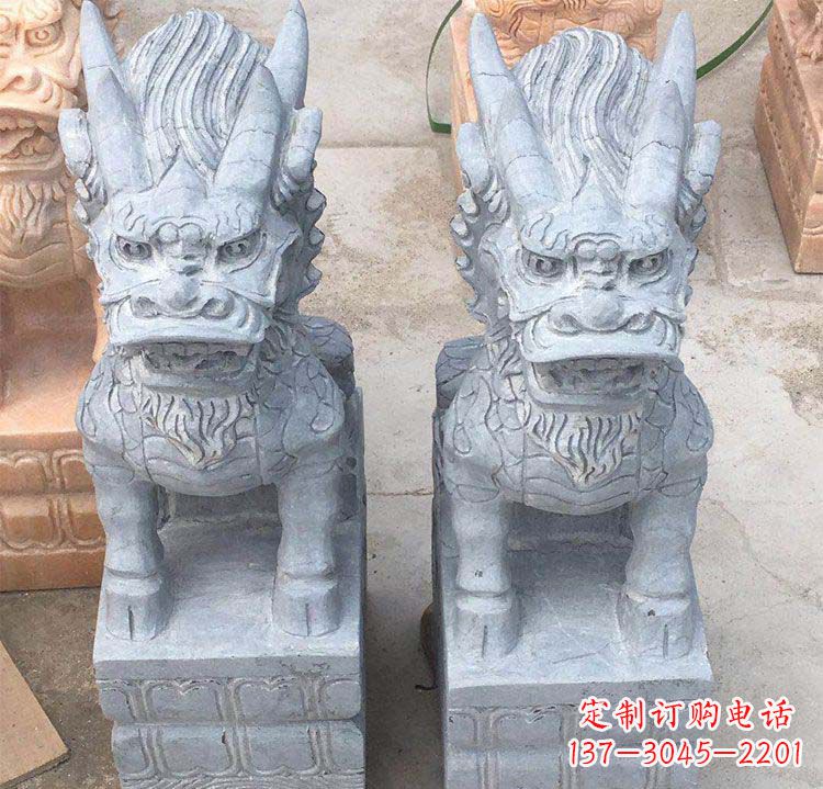 山西雄伟壮观的白色大理石麒麟坐式门口雕塑