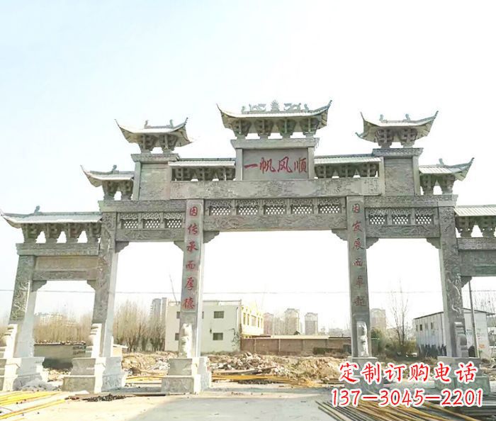 山西别具一格的大型五门石雕牌楼